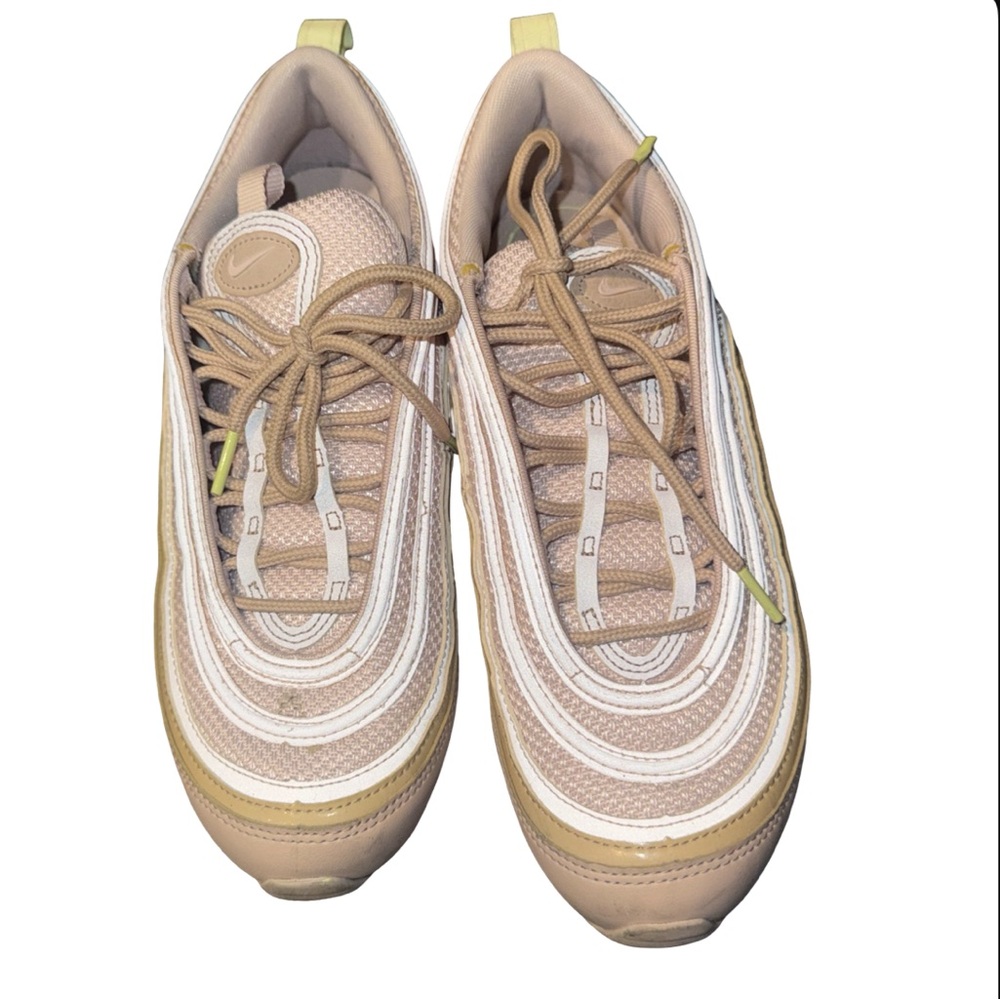 Nike Women's Beige and White Fashion Sneakers